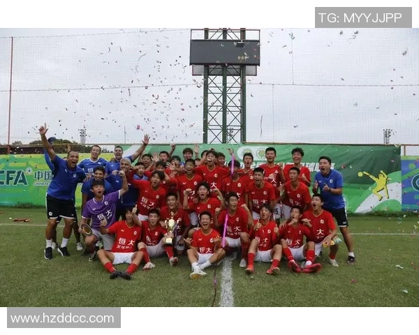 上海足球队荣登足球状态排行榜首位引领全国球队奋勇争先